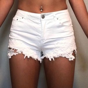 Rue 21 white floral booty short